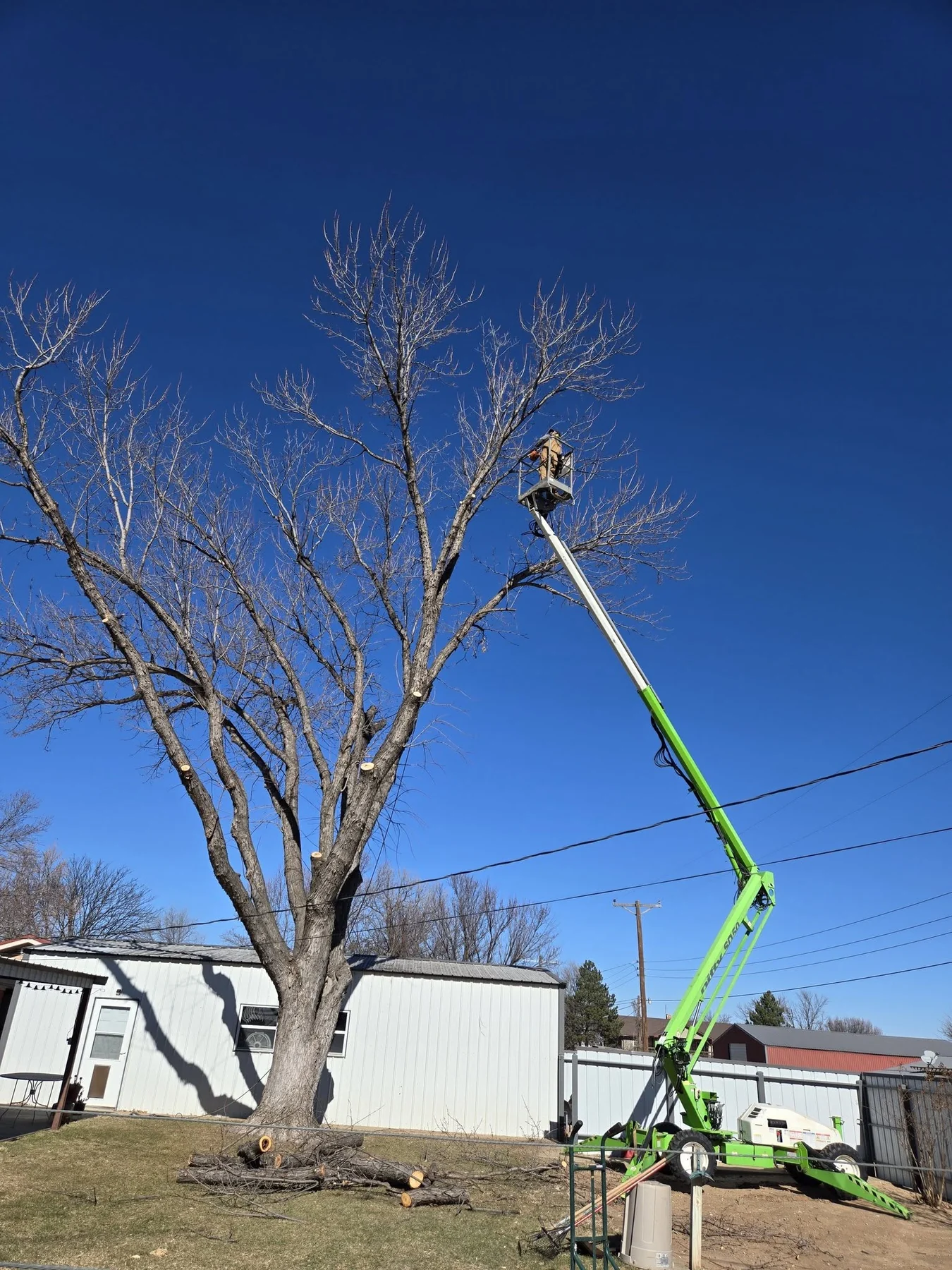 Working clear of structures